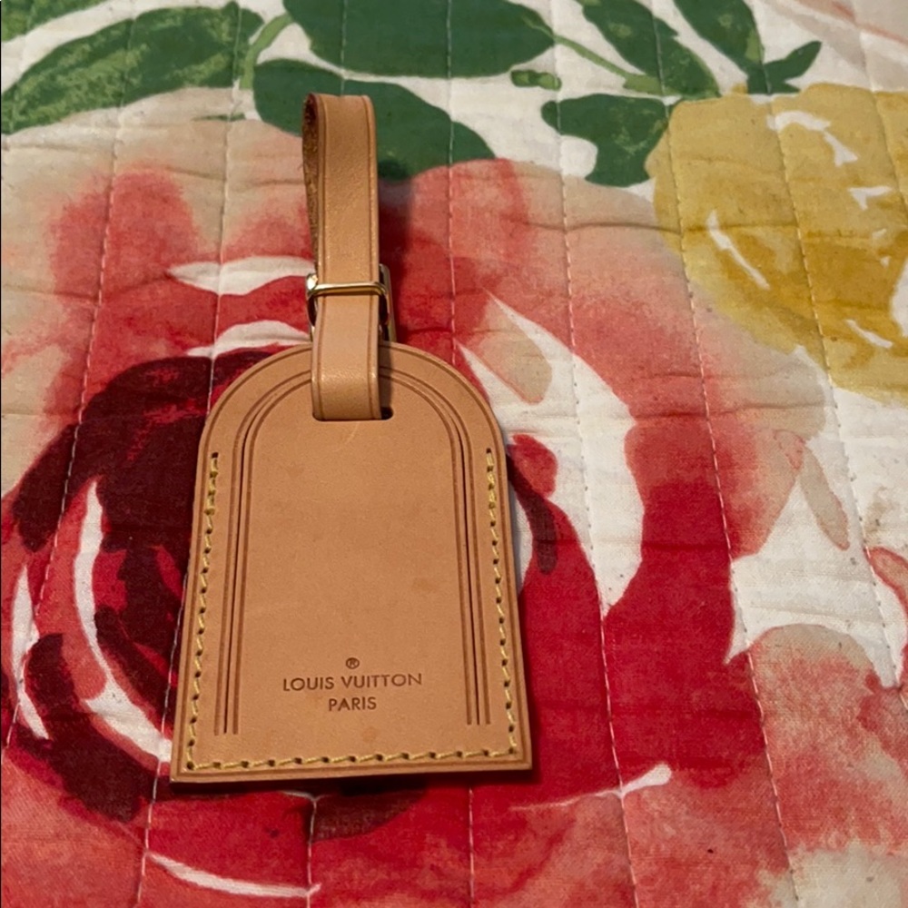 100% Authentic Louis Vuitton Vachetta Luggage Tag